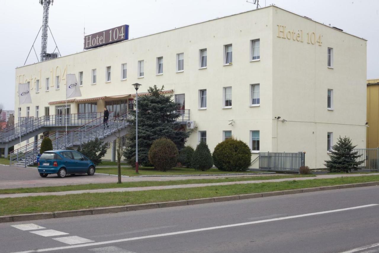 Hotel 104 斯塔加德什切青 外观 照片